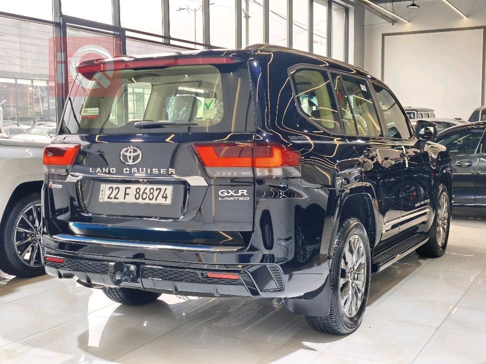 تويوتا لاندكروزر